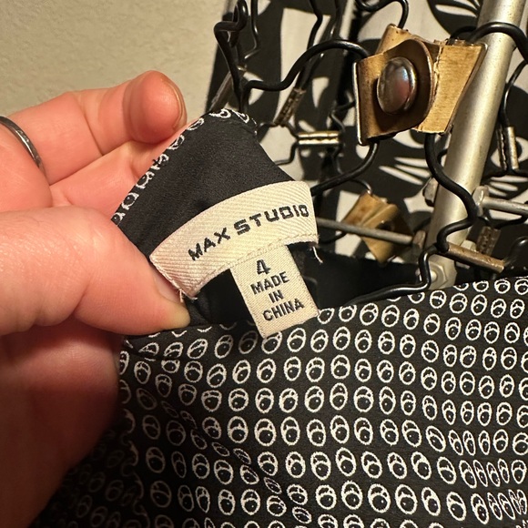 Max Studio knife pleat dress - Picture 4 of 4